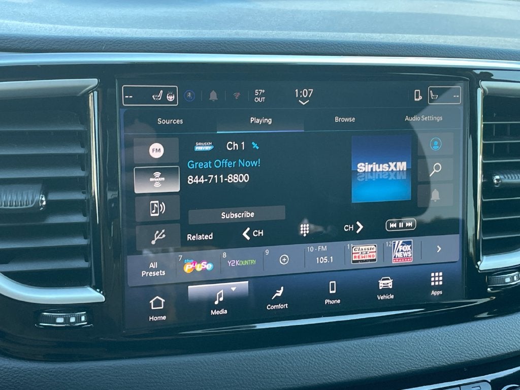 2025 Chrysler Pacifica Select