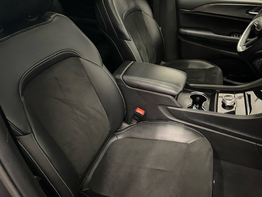 2023 Jeep Grand Cherokee L Altitude X