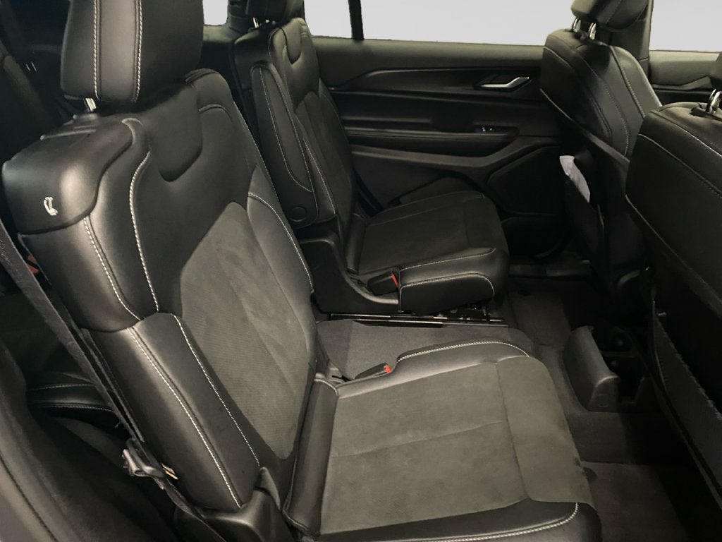 2023 Jeep Grand Cherokee L Altitude X