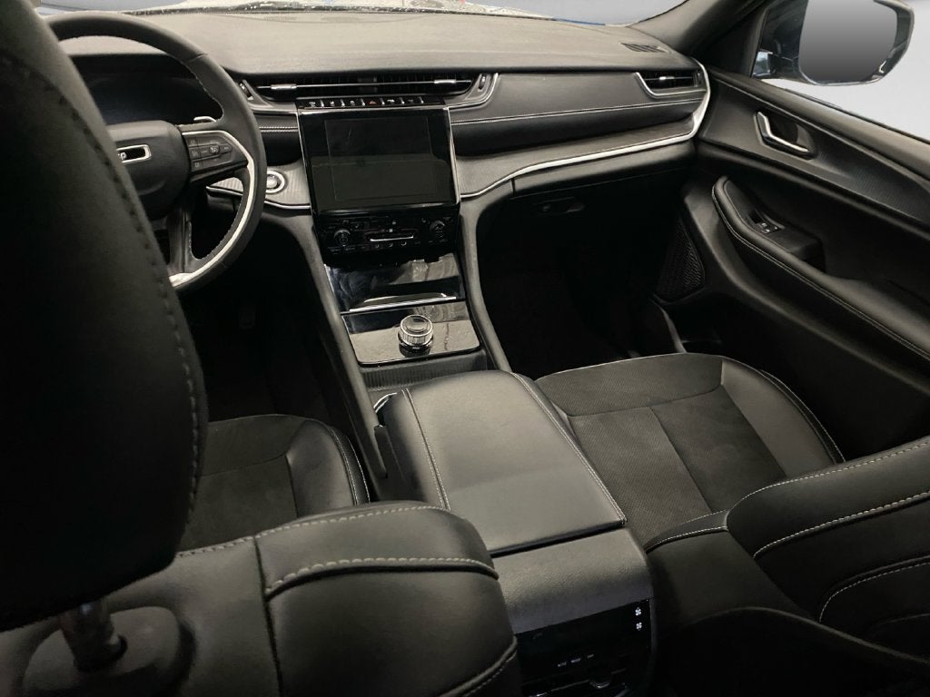 2023 Jeep Grand Cherokee L Altitude X