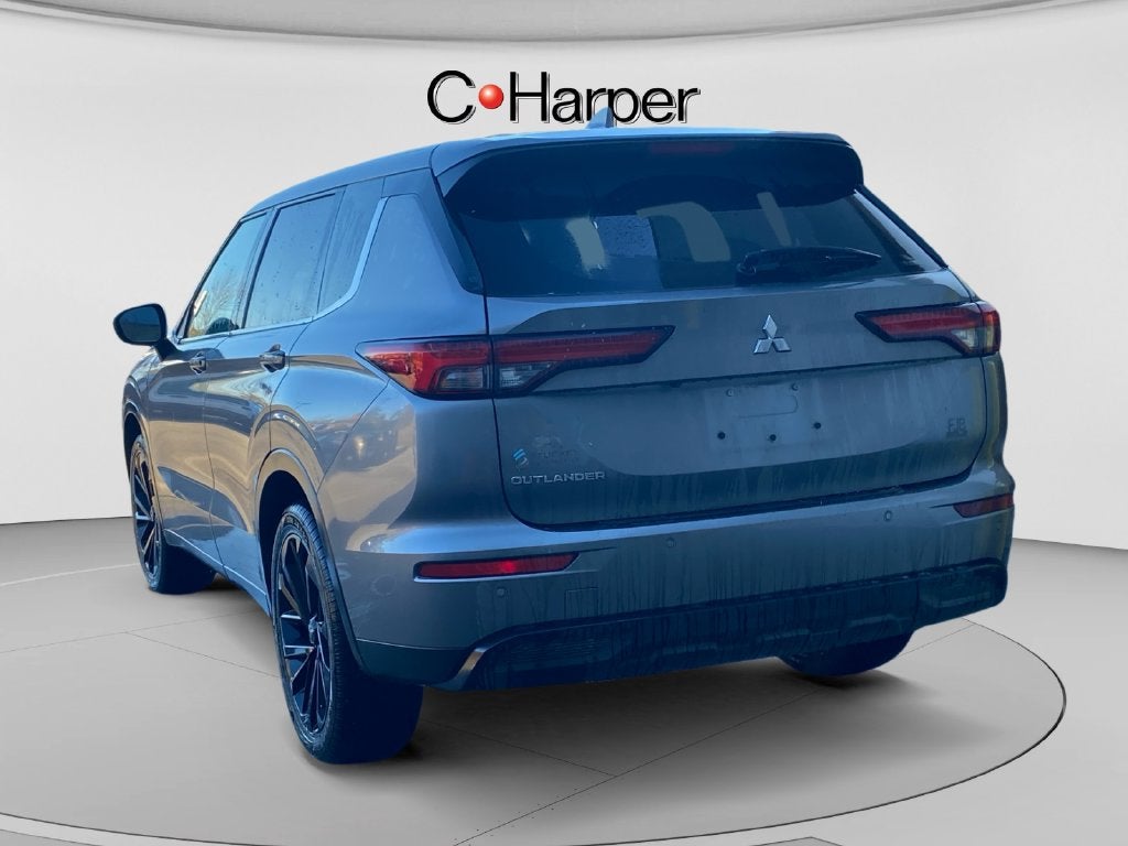 2022 Mitsubishi Outlander Black Edition