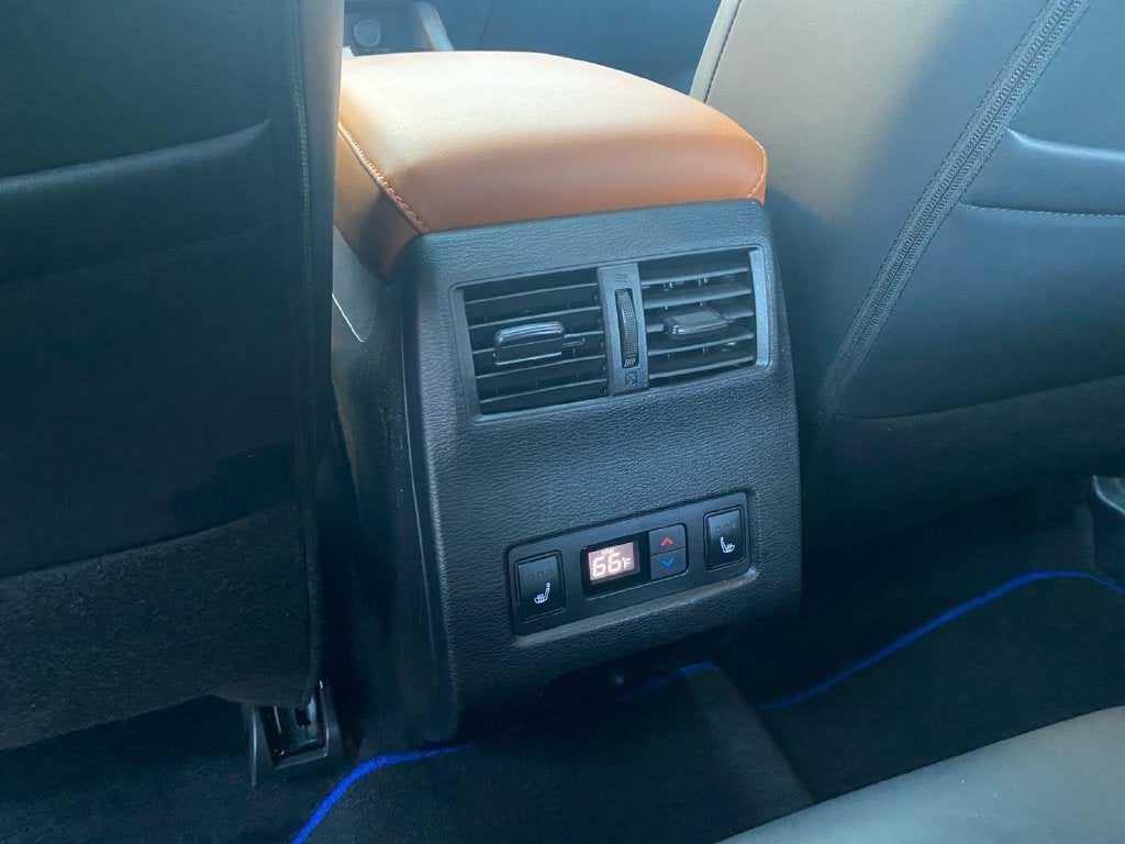 2025 Mitsubishi Outlander PHEV SEL