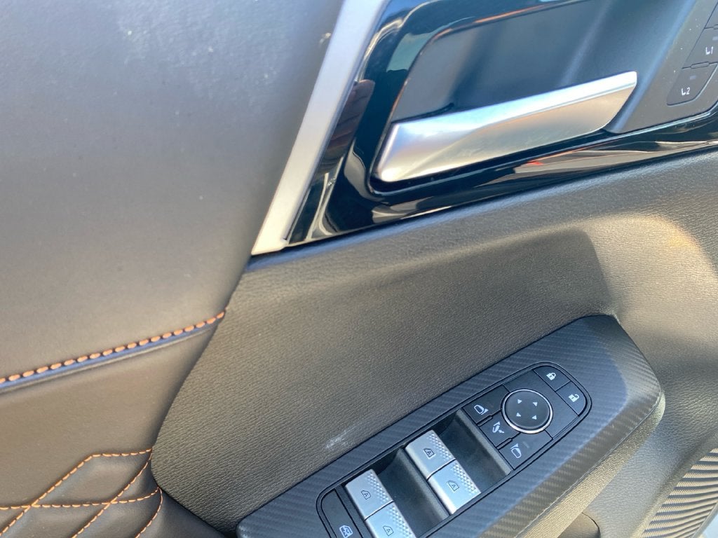 2025 Mitsubishi Outlander PHEV SEL