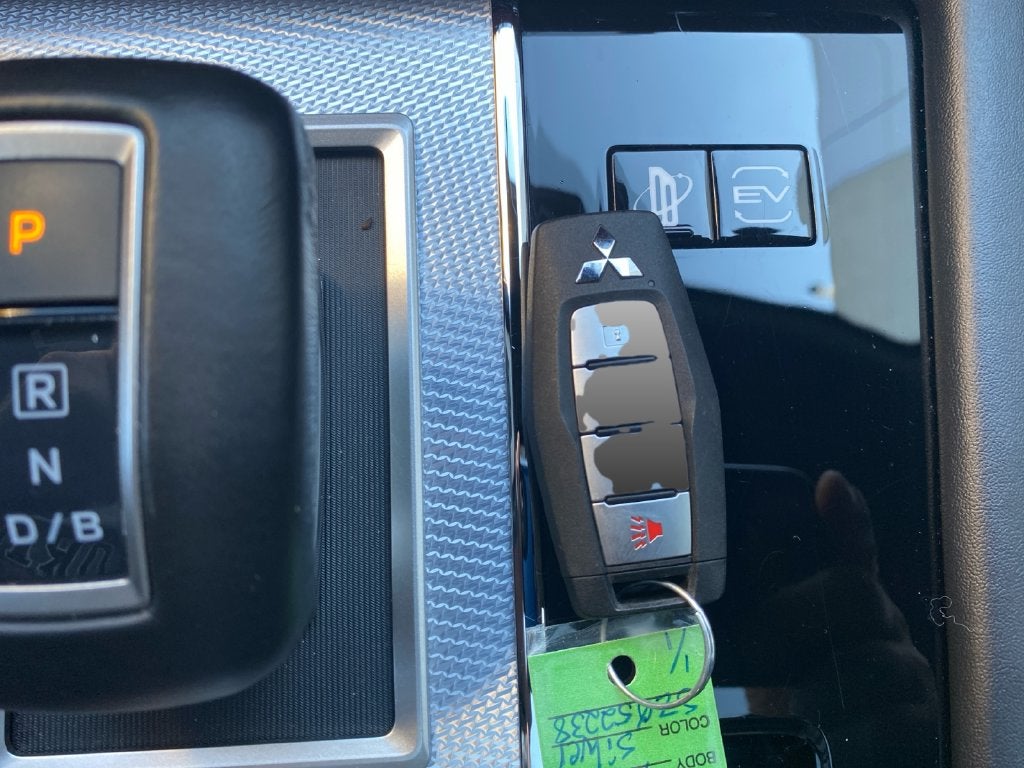 2025 Mitsubishi Outlander PHEV SEL