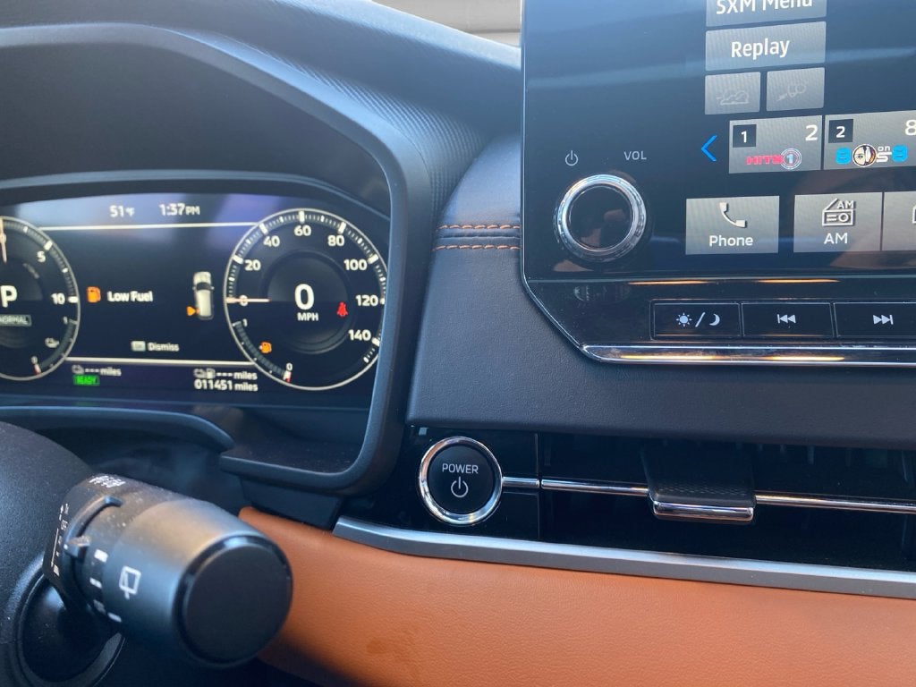 2025 Mitsubishi Outlander PHEV SEL