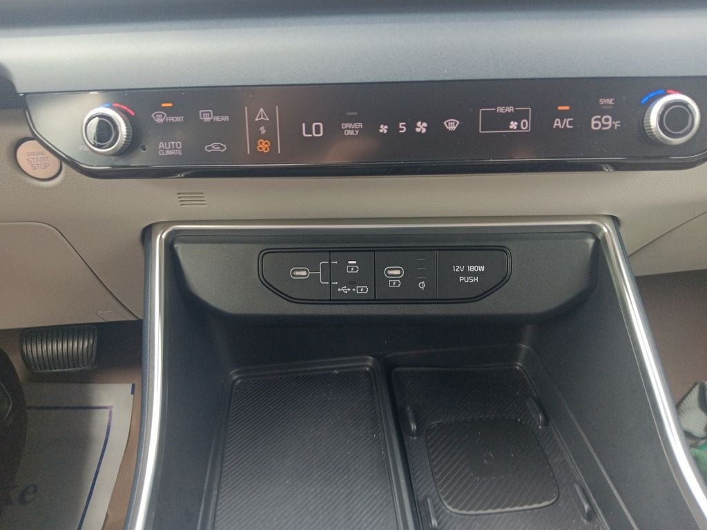 2025 Kia Carnival Hybrid EX