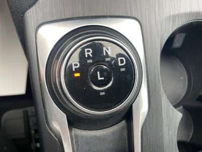 2022 Ford Escape Hybrid SE