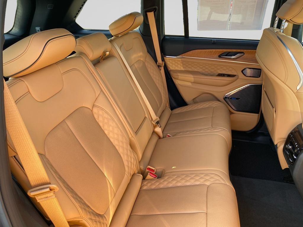 2024 Jeep Grand Cherokee Summit Reserve