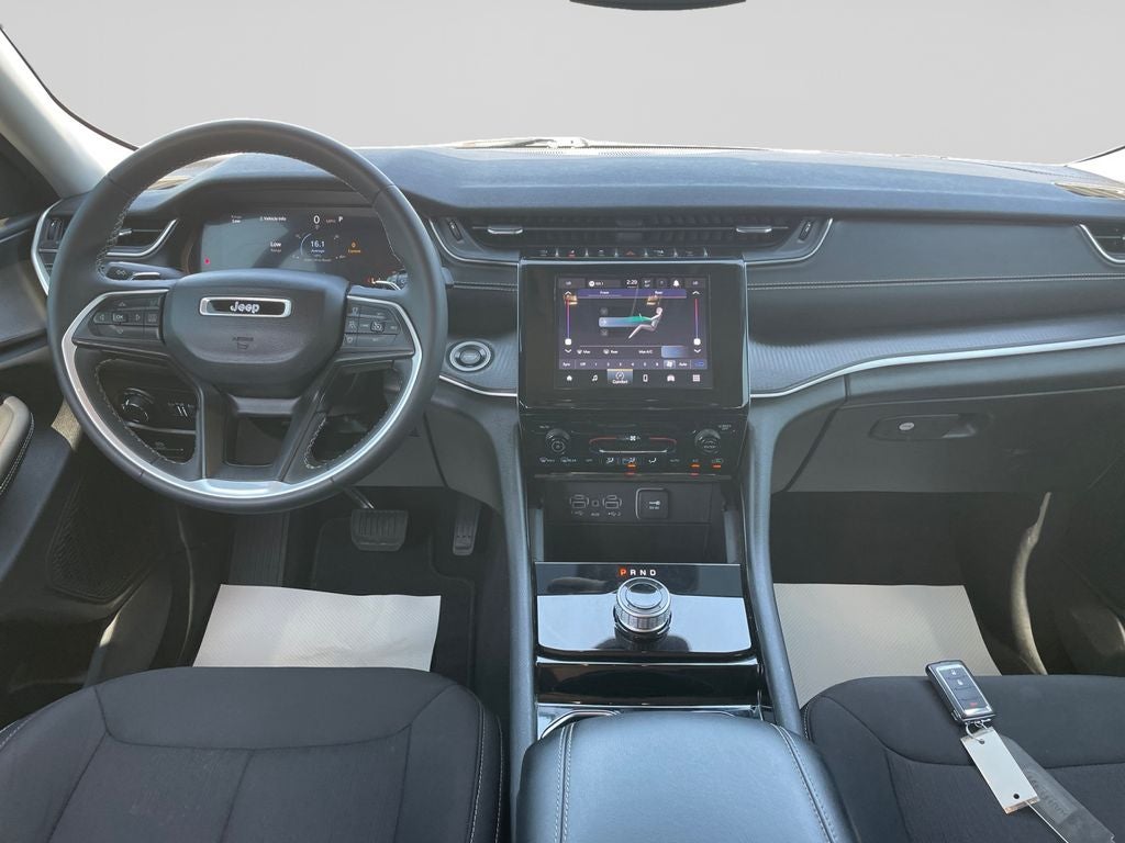 2023 Jeep Grand Cherokee L Laredo