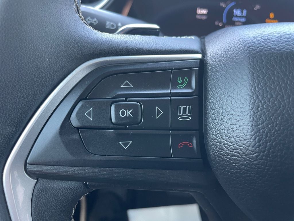 2023 Jeep Grand Cherokee L Laredo
