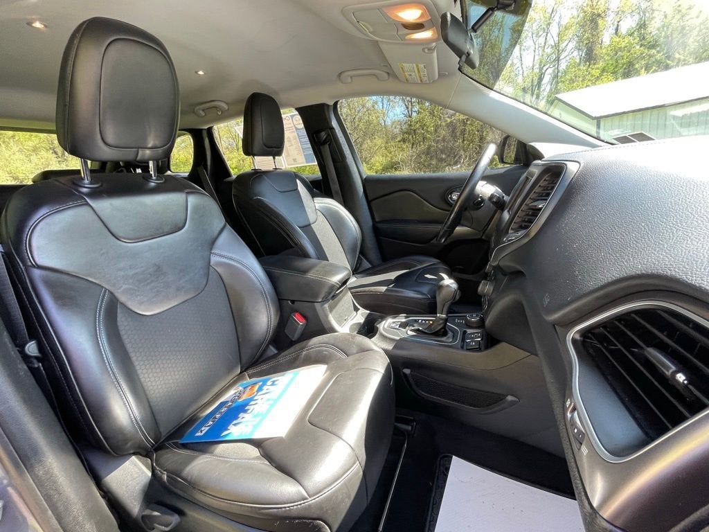 2019 Jeep Cherokee Latitude Plus
