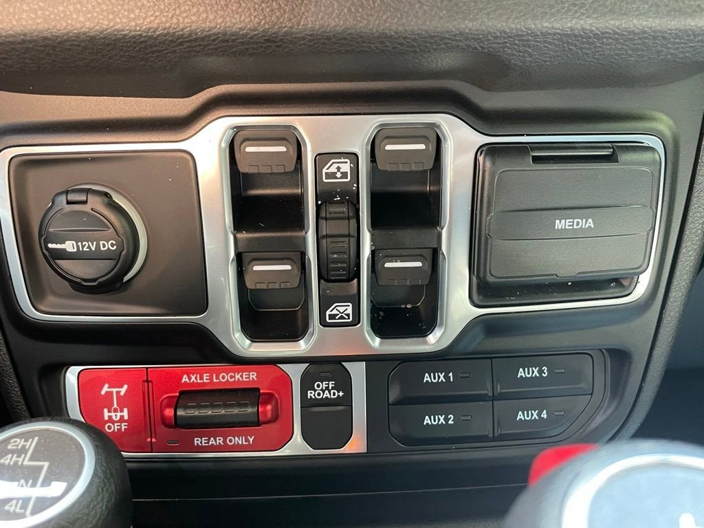 2025 Jeep Wrangler 4-Door Willys 4x4