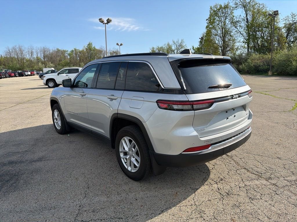 2024 Jeep Grand Cherokee Laredo X 4x4