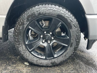 2023 RAM 1500 Big Horn Crew Cab 4x4 5'7" Box