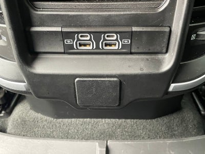 2023 RAM 1500 Big Horn Crew Cab 4x4 5'7" Box