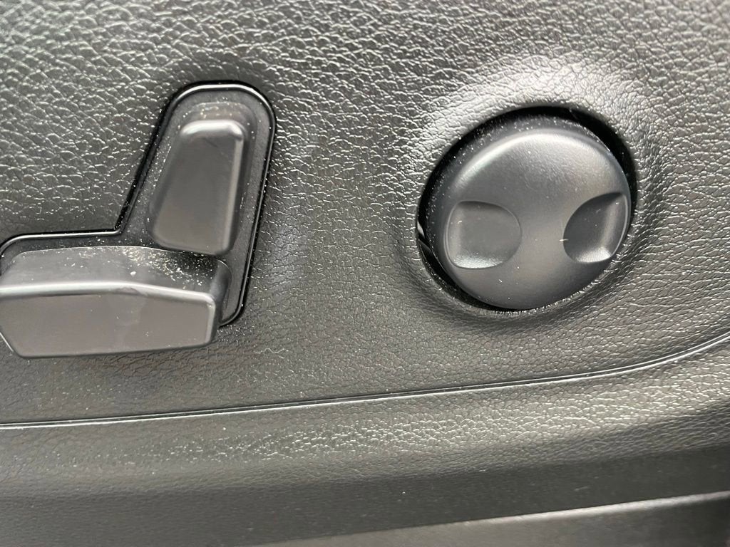 2023 RAM 1500 Big Horn Crew Cab 4x4 5'7" Box