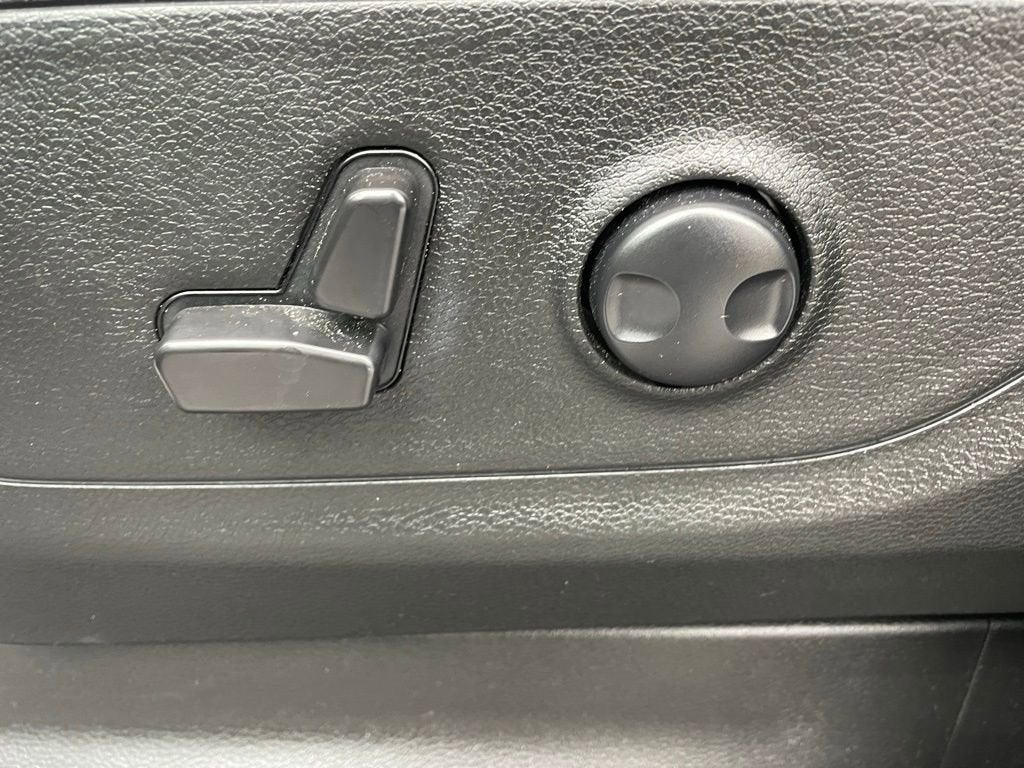 2023 RAM 1500 Big Horn Crew Cab 4x4 5'7" Box