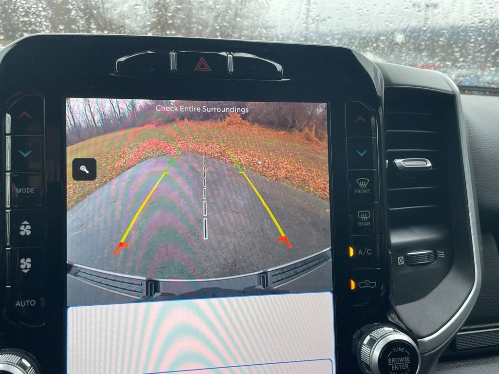 2023 RAM 1500 Big Horn Crew Cab 4x4 5'7" Box