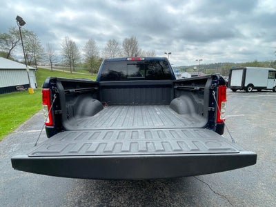 2021 RAM 1500 Big Horn Crew Cab 4x4 5'7" Box