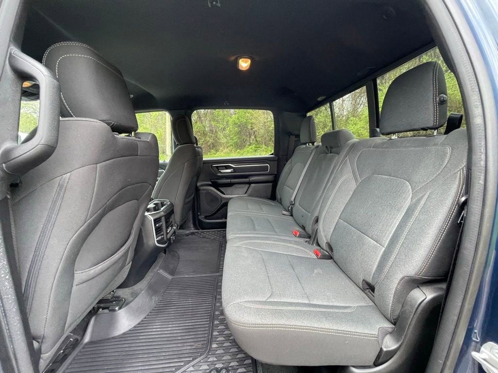 2021 RAM 1500 Big Horn Crew Cab 4x4 5'7" Box