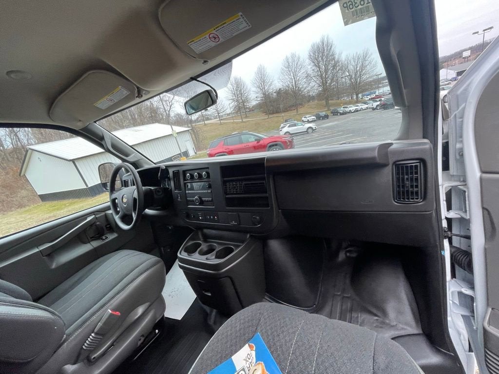 2024 Chevrolet Express Cargo 2500 WT