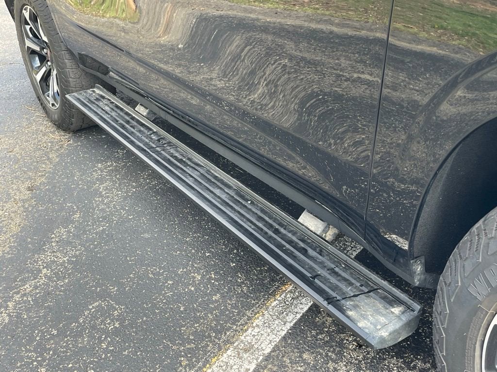 2025 GMC Yukon AT4