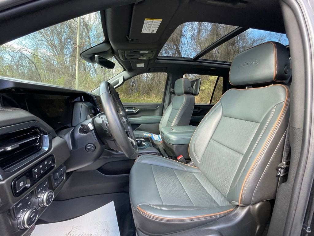 2025 GMC Yukon AT4