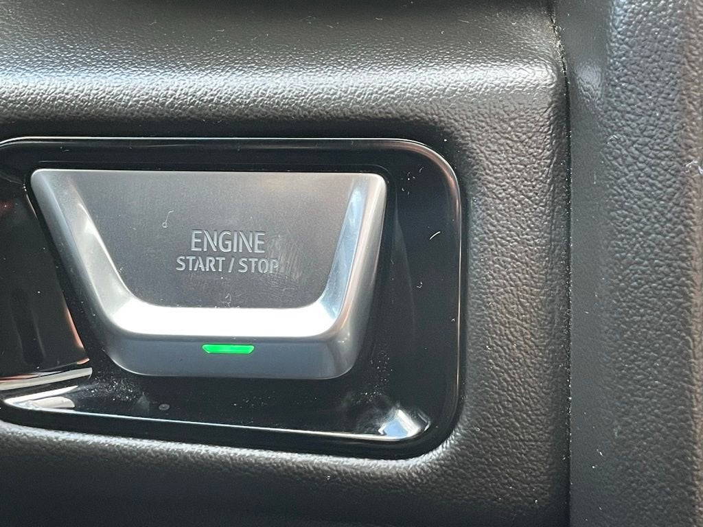 2025 GMC Yukon AT4