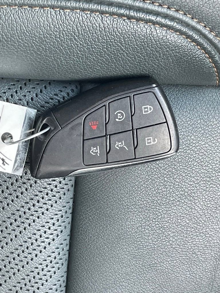 2025 GMC Yukon AT4