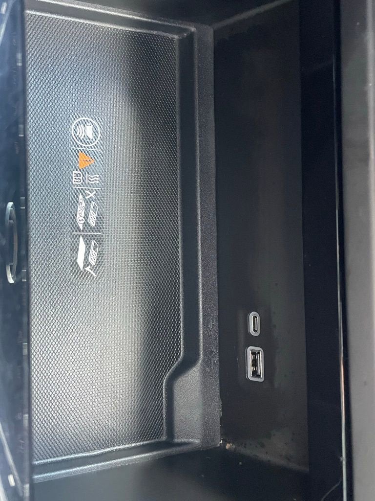 2025 GMC Yukon AT4