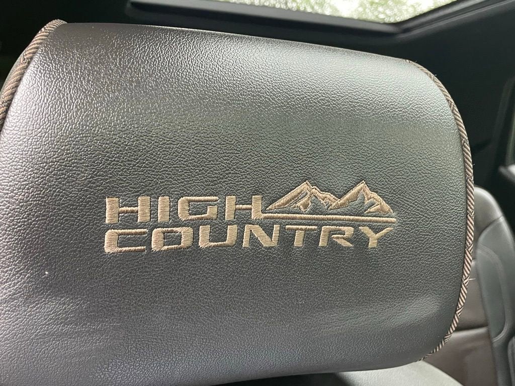 2023 Chevrolet Traverse High Country