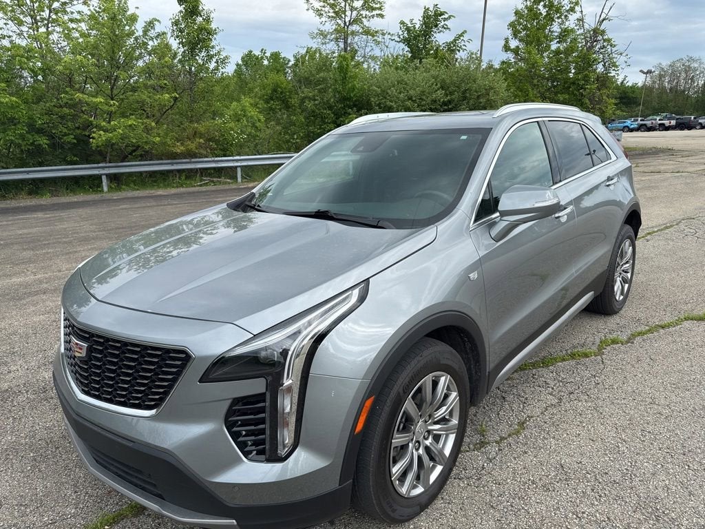 2023 Cadillac XT4 Premium Luxury