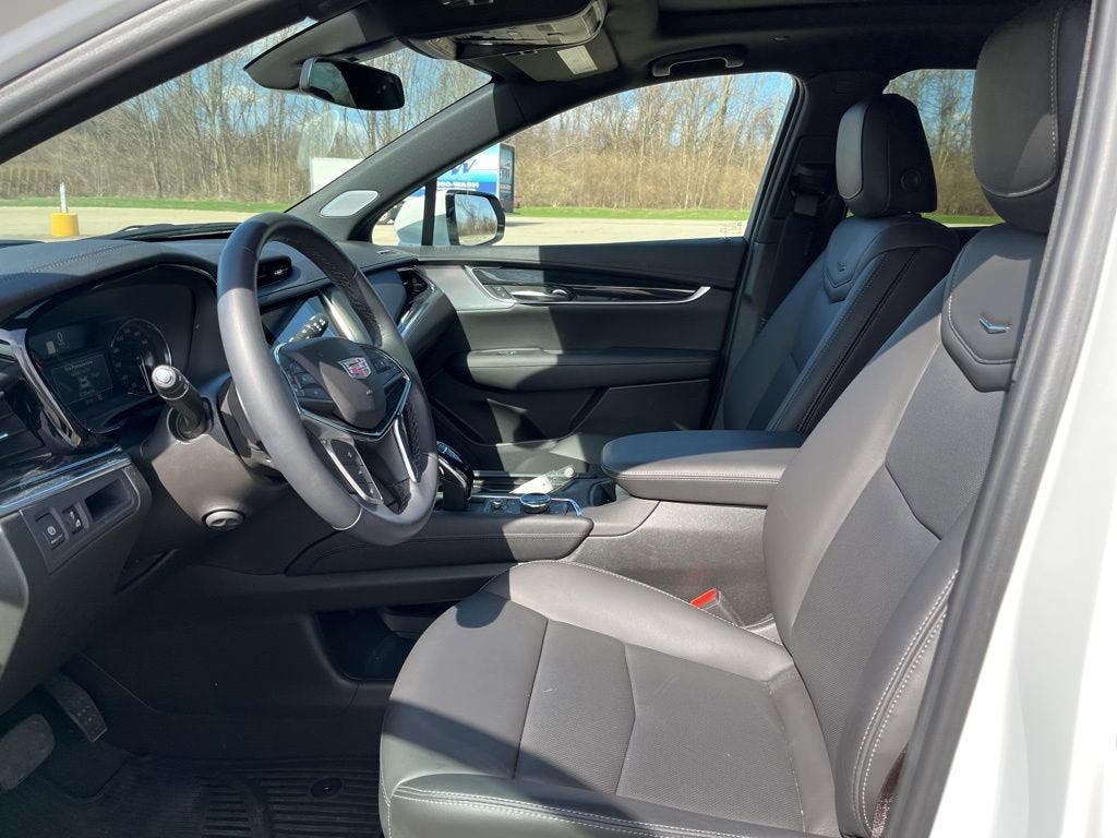 2023 Cadillac XT5 Premium Luxury