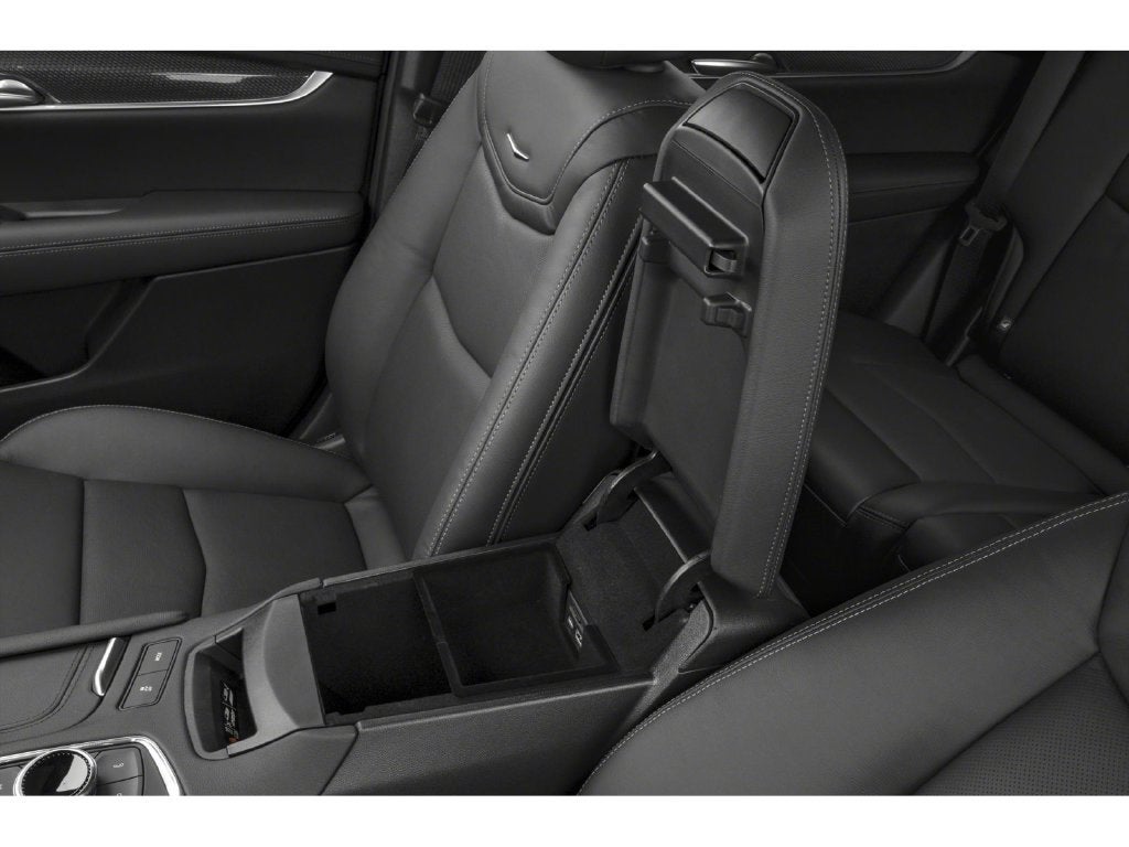2026 Cadillac XT5 Sport