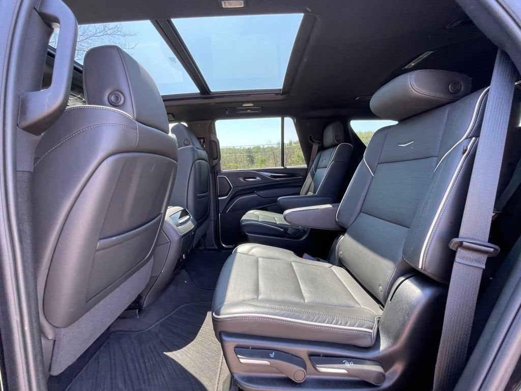 2024 Cadillac Escalade Sport