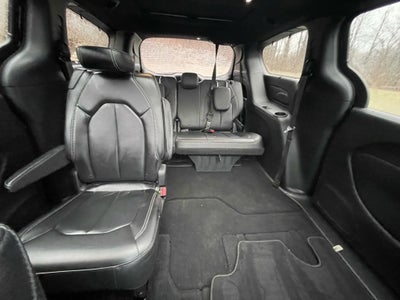 2019 Chrysler Pacifica Touring L Plus