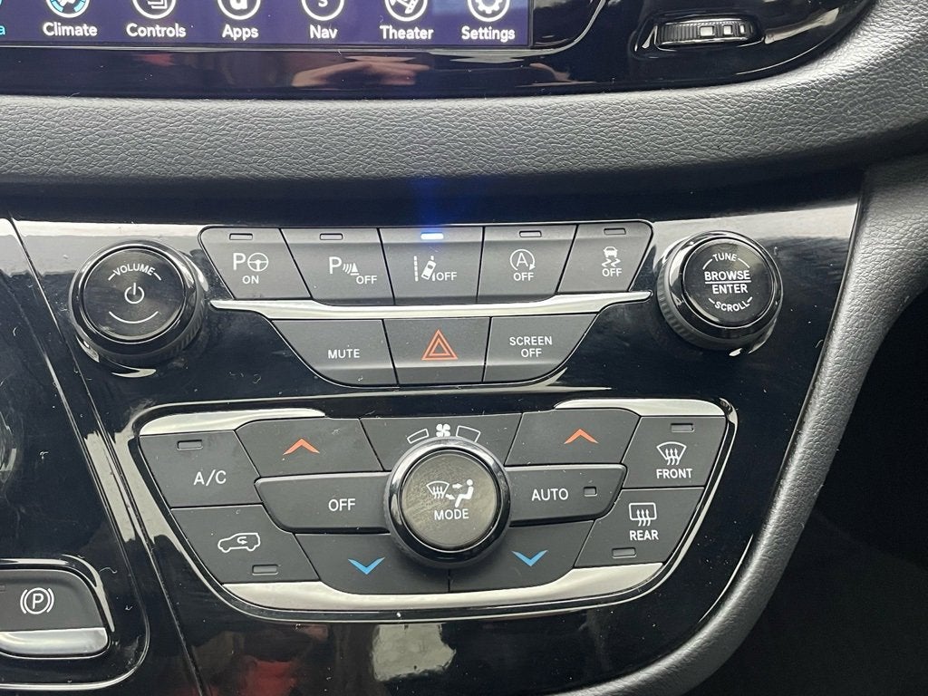 2019 Chrysler Pacifica Touring L Plus