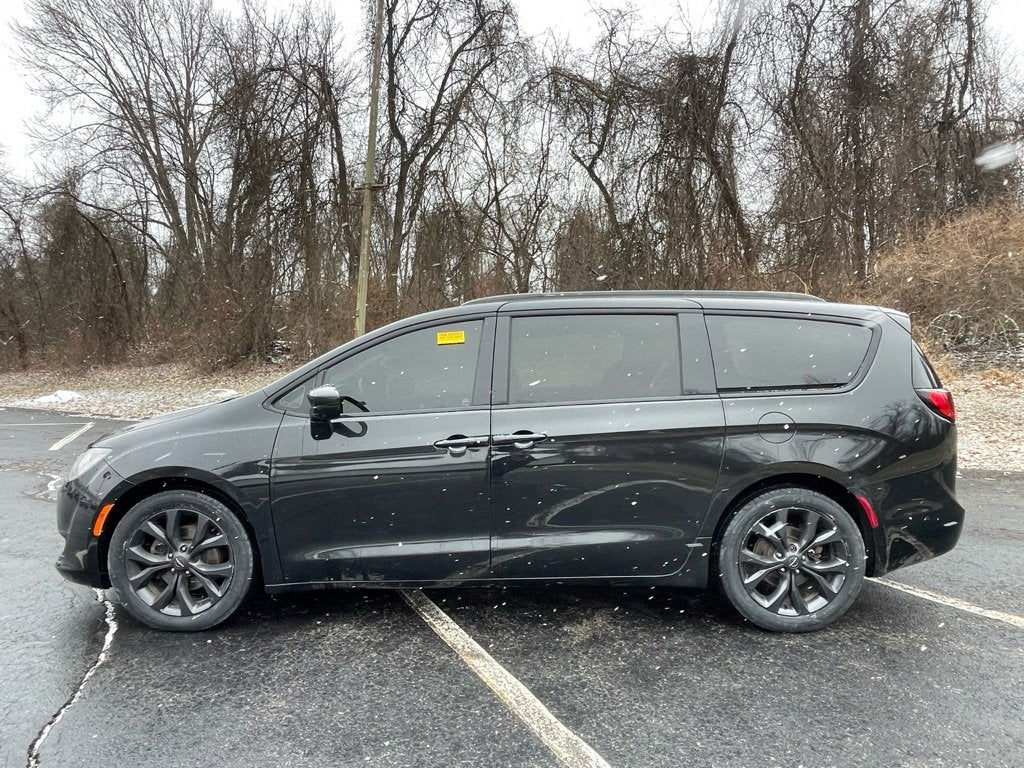 2019 Chrysler Pacifica Touring L Plus