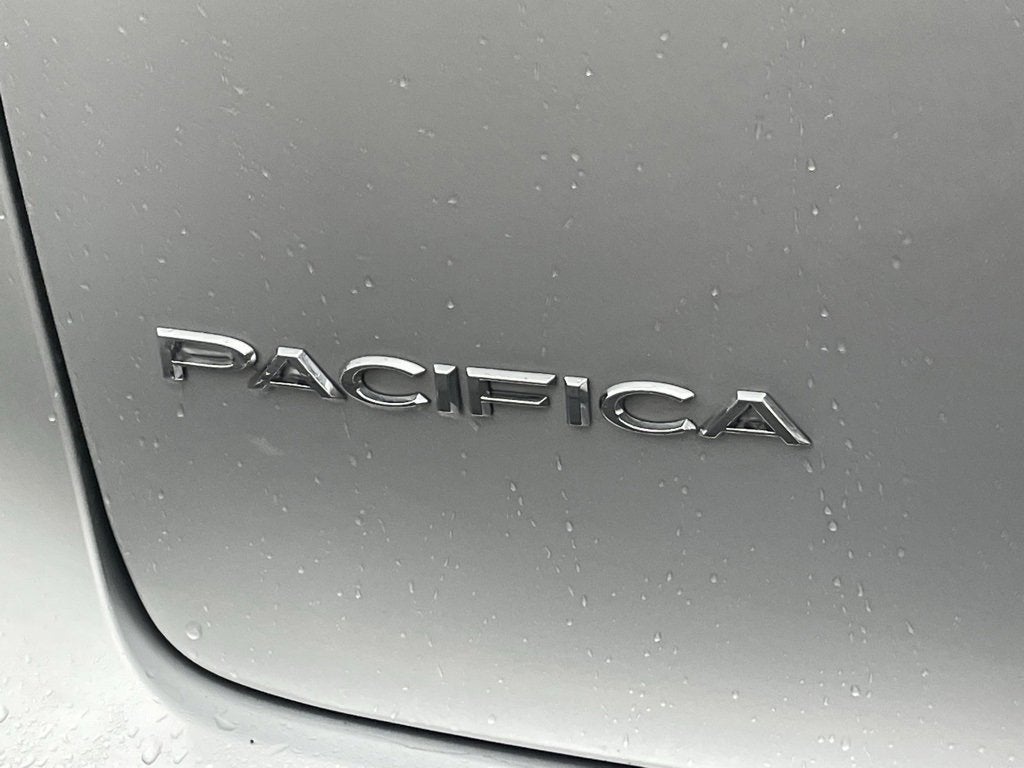 2024 Chrysler Pacifica Touring L AWD