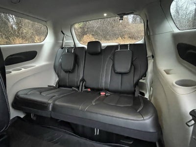 2024 Chrysler Pacifica Touring L AWD