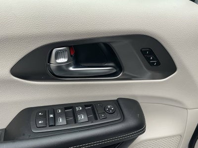 2024 Chrysler Pacifica Touring L AWD