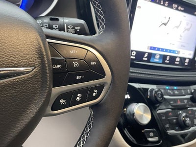 2024 Chrysler Pacifica Touring L AWD