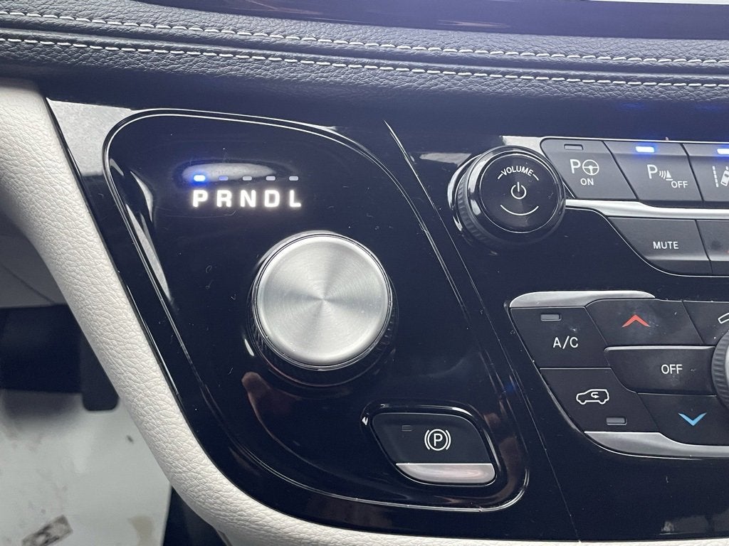 2024 Chrysler Pacifica Touring L AWD