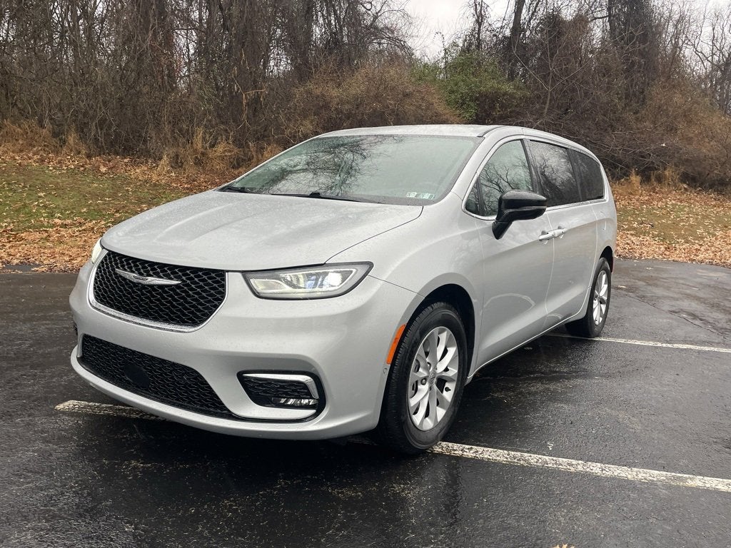 2024 Chrysler Pacifica Touring L AWD