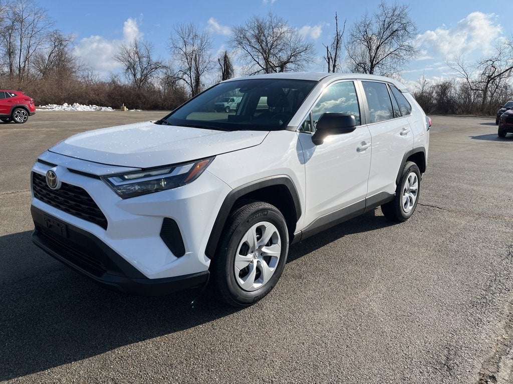 2025 Toyota RAV4 LE