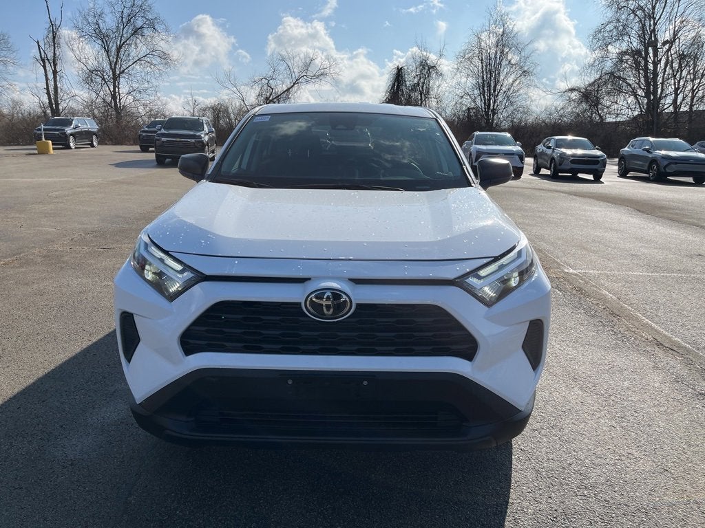 2025 Toyota RAV4 LE