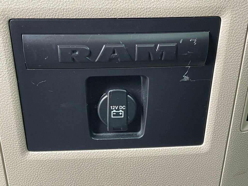 2018 RAM 1500 Big Horn Crew Cab 4x4 5'7" Box