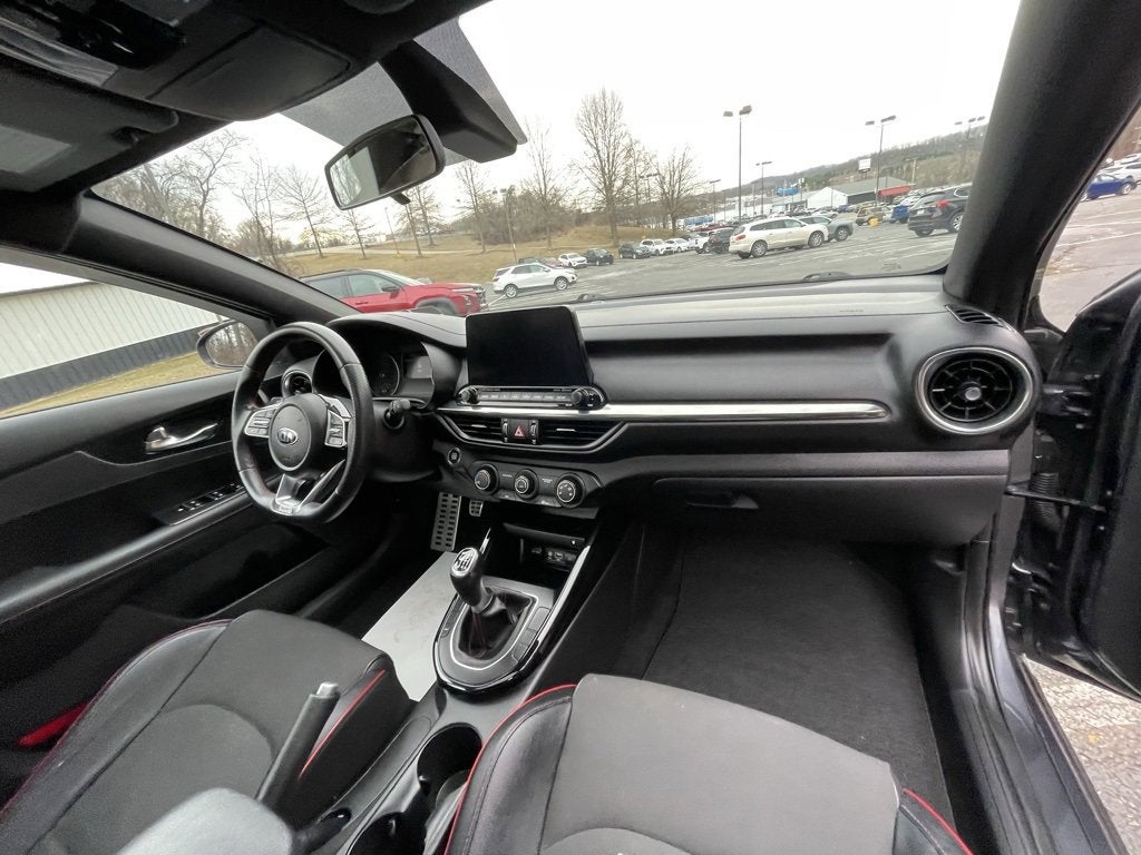 2021 Kia Forte GT Manual