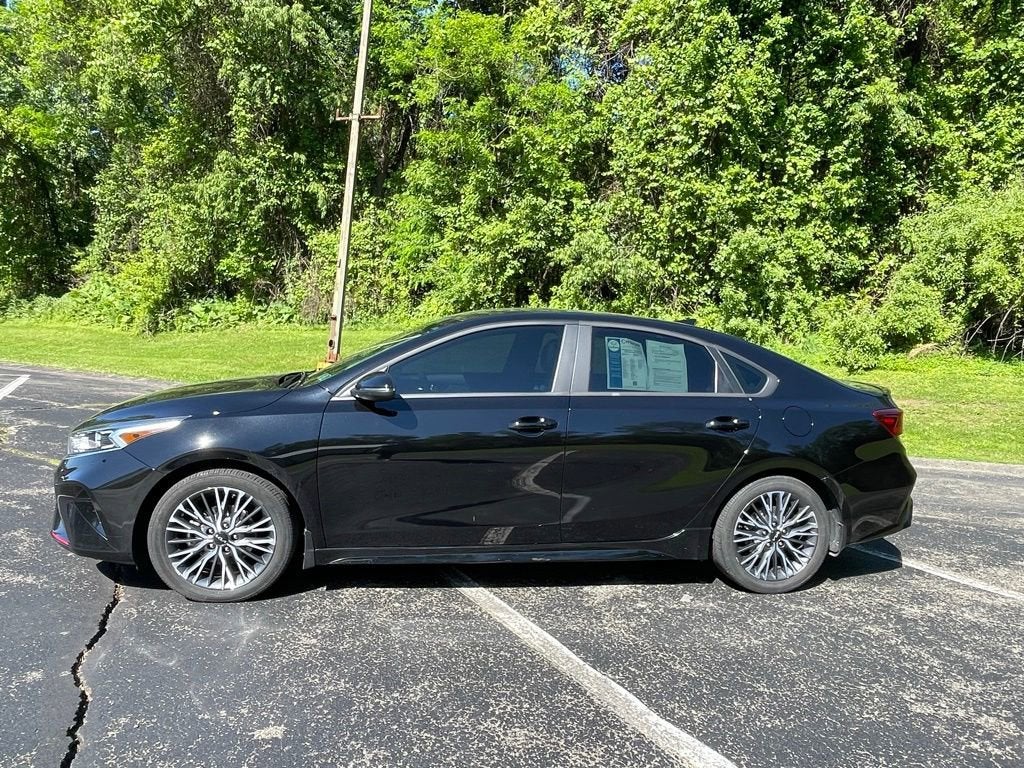 2022 Kia Forte GT-Line
