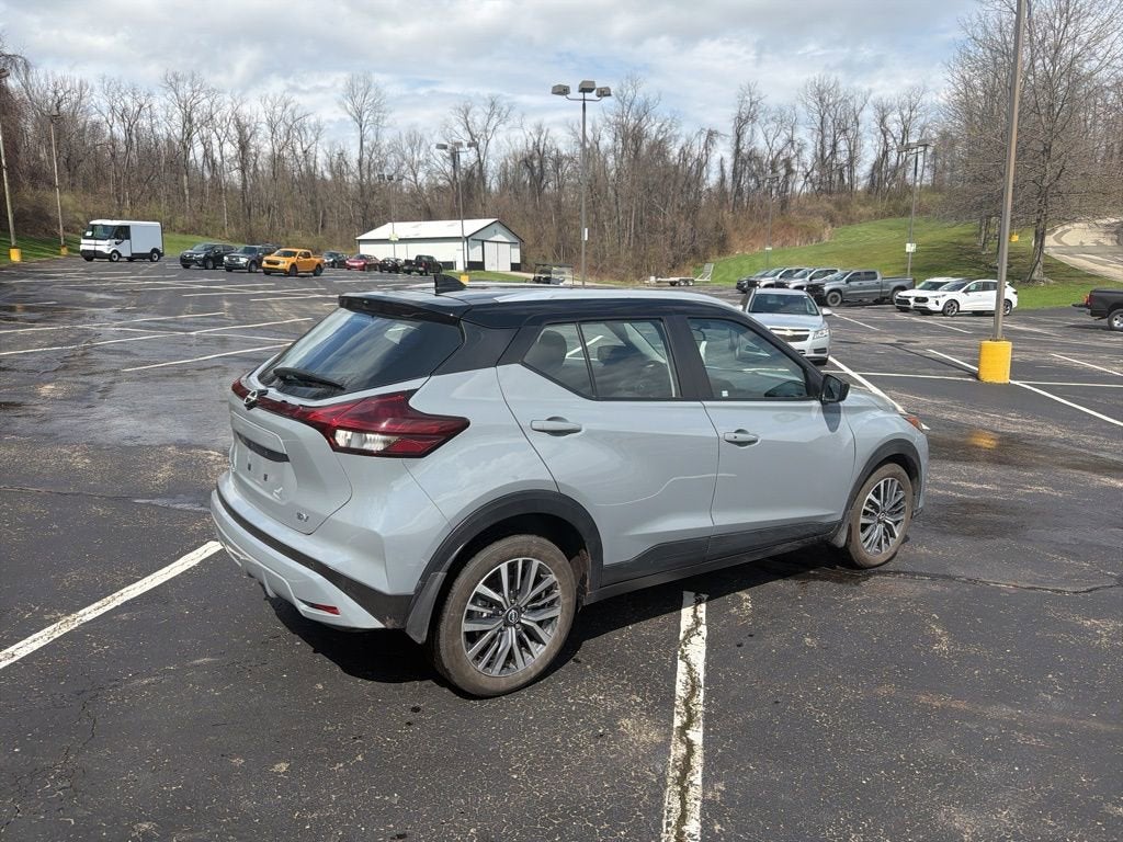 2024 Nissan Kicks SV Xtronic CVT